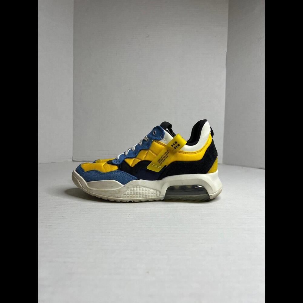 Nike Air Jordan Ma2 University Blue - Size 6.5Y